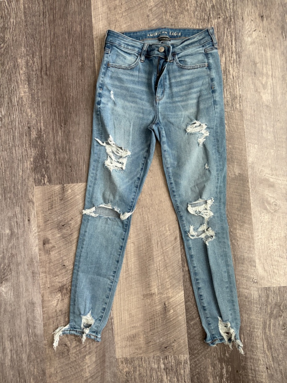 American Eagle Outfitters Light Blue Ripped Skinny Jeans